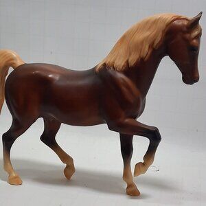 Vintage 1988 Breyer Horse Family Arabian Stallion Chestnut Flaxen Mane Tail